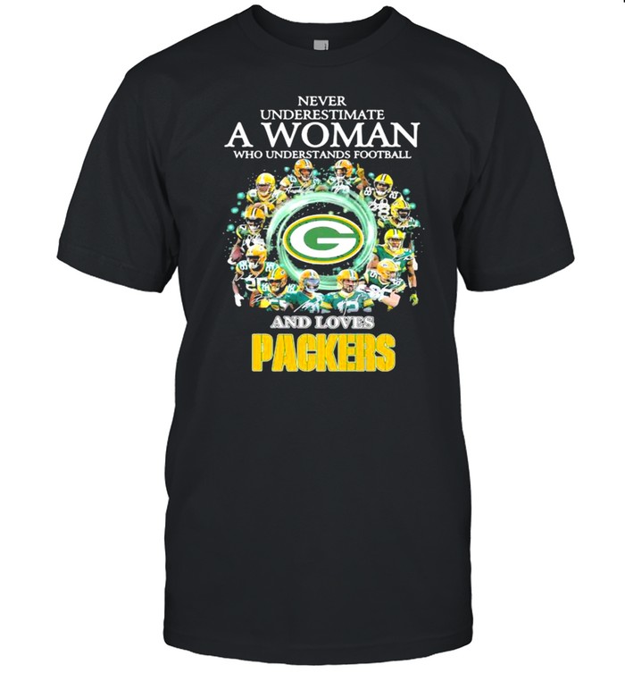 Never Underestimate A Woman Who Understand Football And Loves Packers shirt