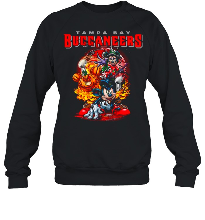 Mickey Mouse Pumpkin Halloween With Tampa Bay Buccaneers 2021 shirt Unisex Sweatshirt