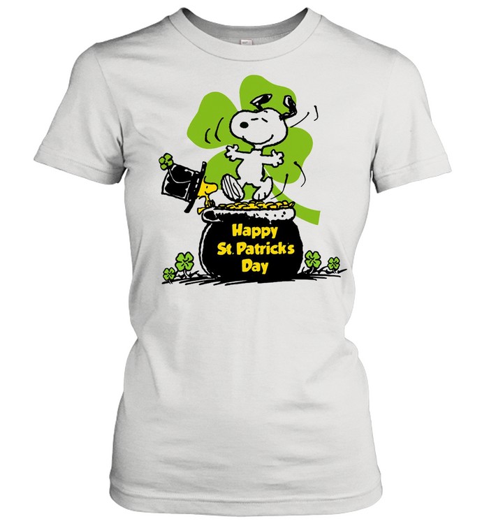 Happy St Patrick’s Day Snoopy And Woodstock shirt Classic Women's T-shirt