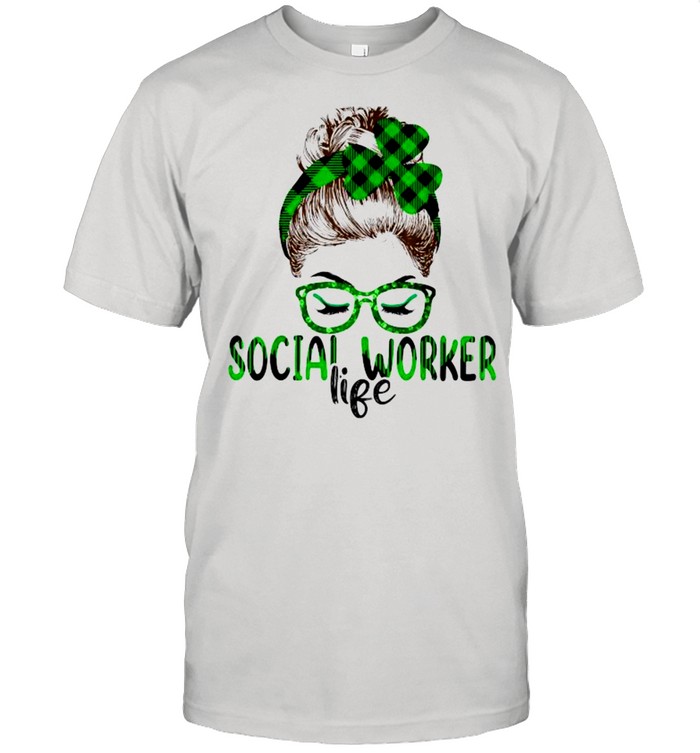 Lucky Social Worker St Patricks Day Irish Shamrock Nurse Shirt