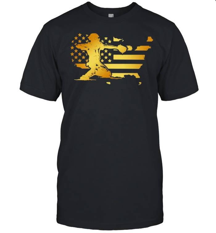 Gold Flag Catcher American  Classic Men's T-shirt