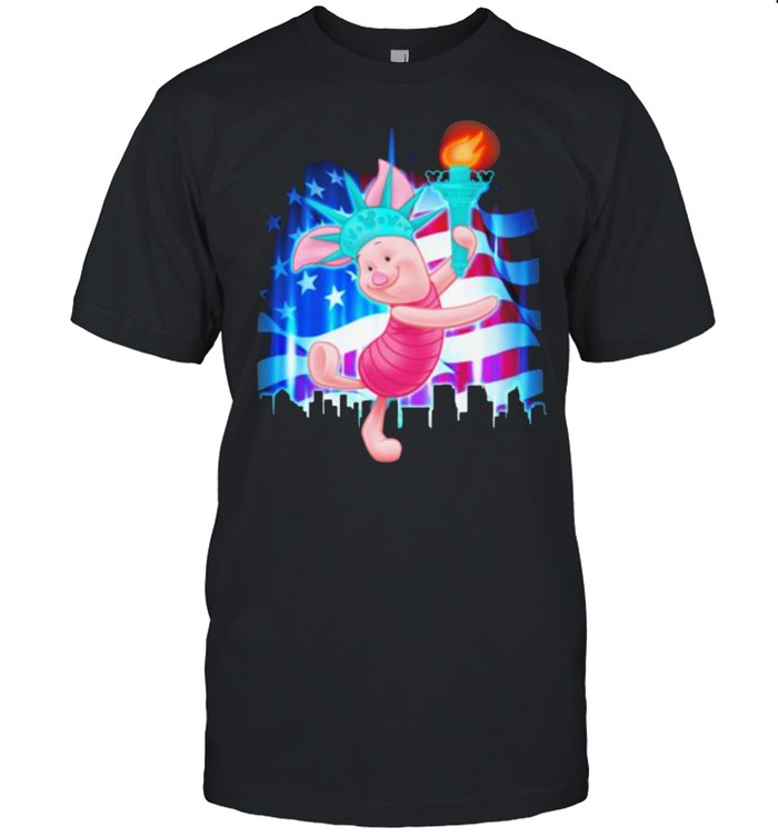 Piglet 4th Of July Independence  Classic Men's T-shirt