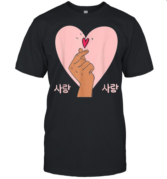 Kpop Korea Music Finger Symbol Girls Merch Pastel Heart T-shirt