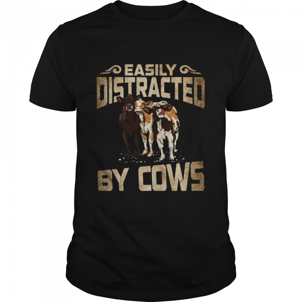 Easily distracted by cows shirt Classic Men's T-shirt