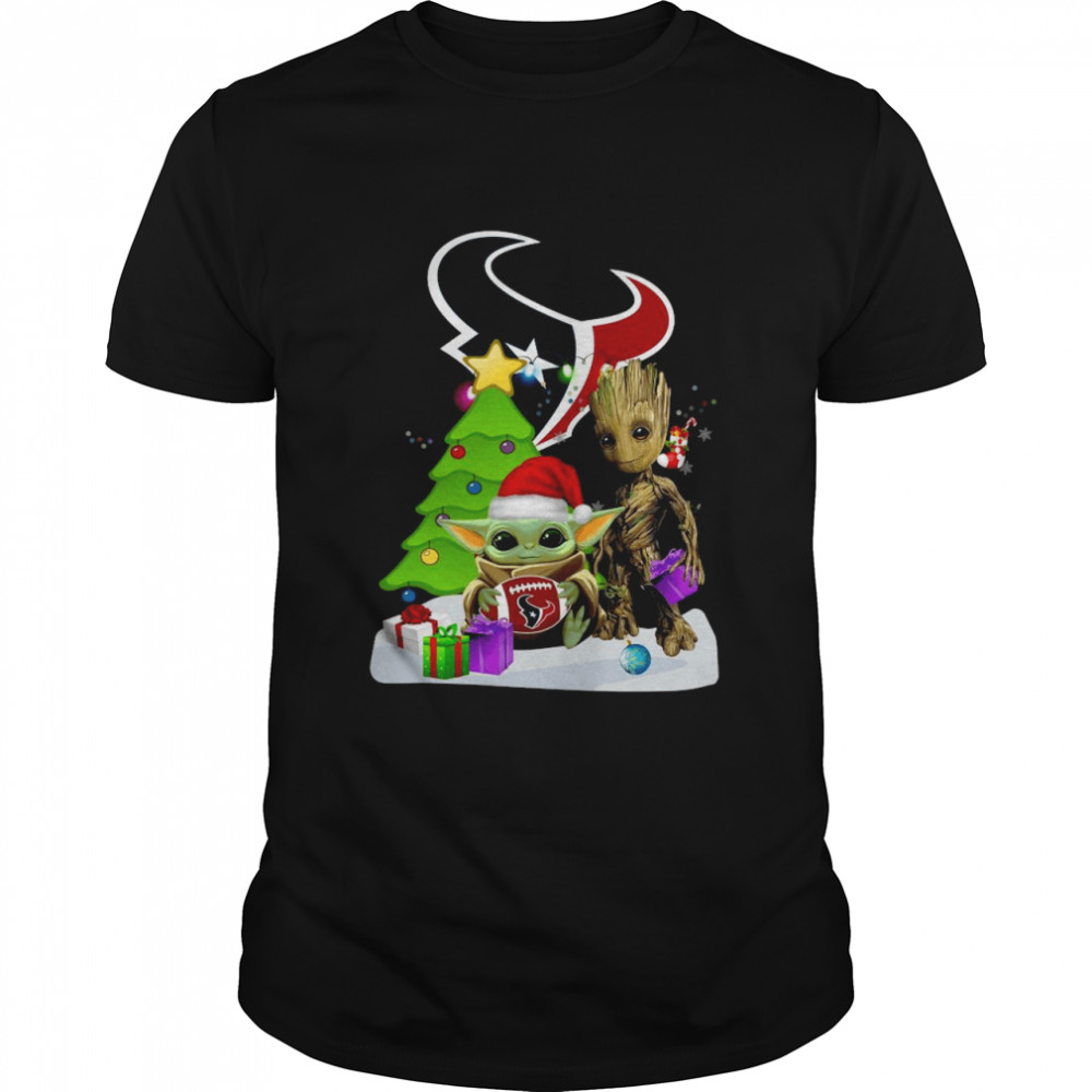 santa Bigfoot and Baby Yoda hug Houston Texans Snow Christmas Tree shirt