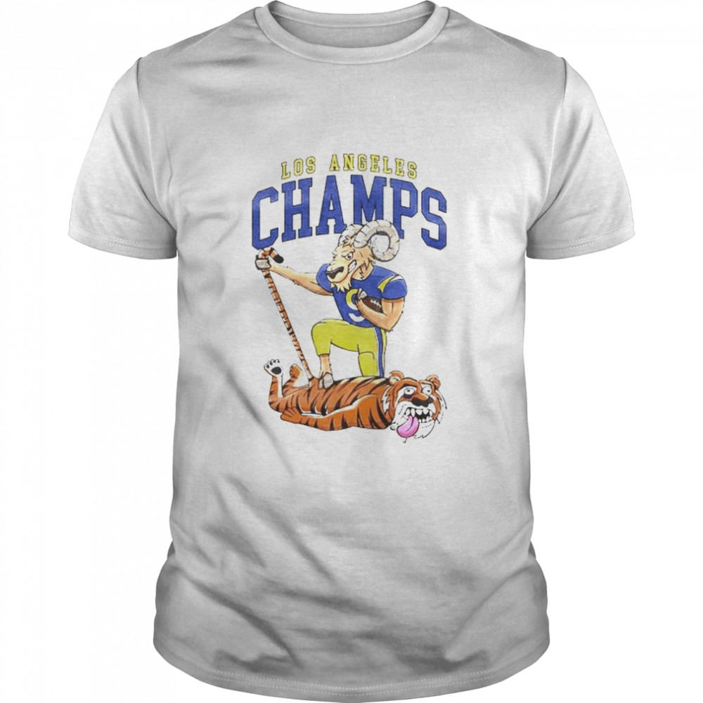 Los Angeles Rams mascot step on Bengals shirt