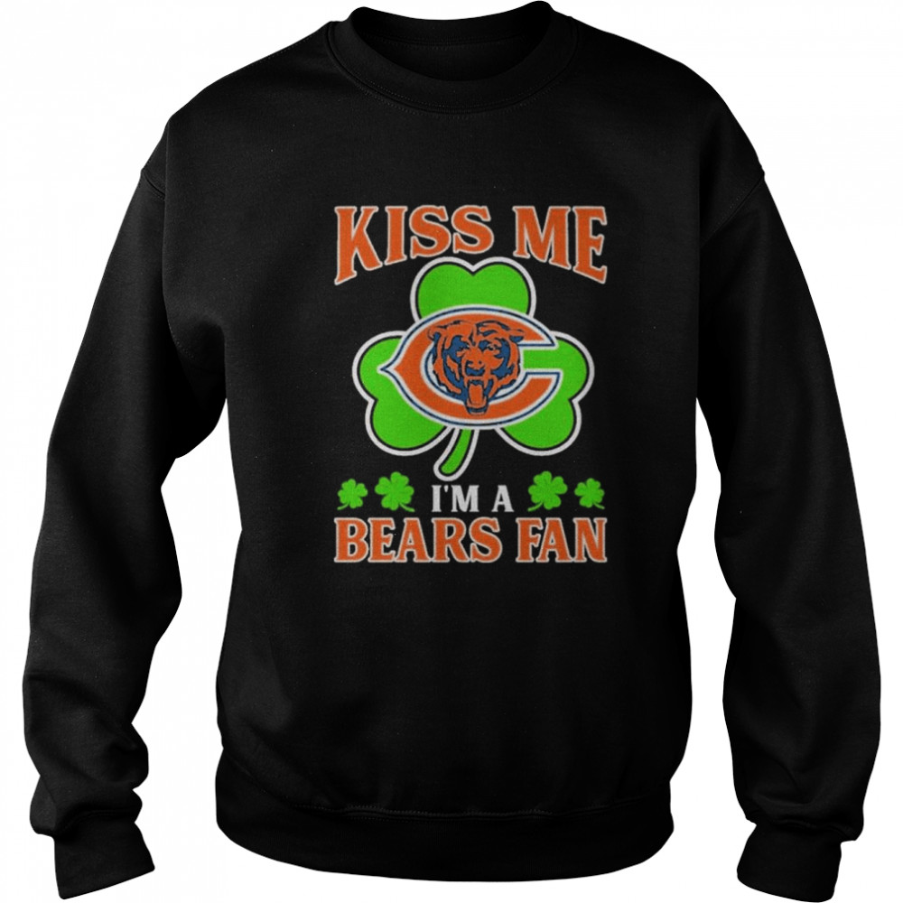 Kiss me im a bears fan shirt Unisex Sweatshirt