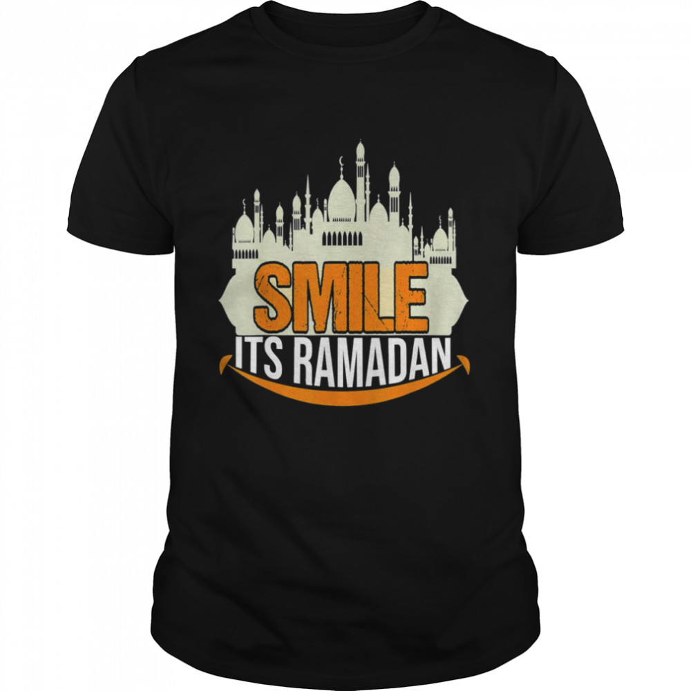 Smile It’s Ramadan Cool Islamic Ramadan saying Muslim Eid Tee Shirt