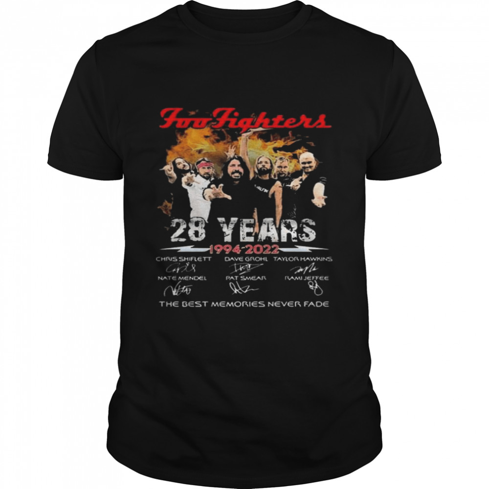 Foo Fighters 28 Years 1994 2022 Signatures Thank You For The Memories Rip Taylor Hawkins T-Shirt