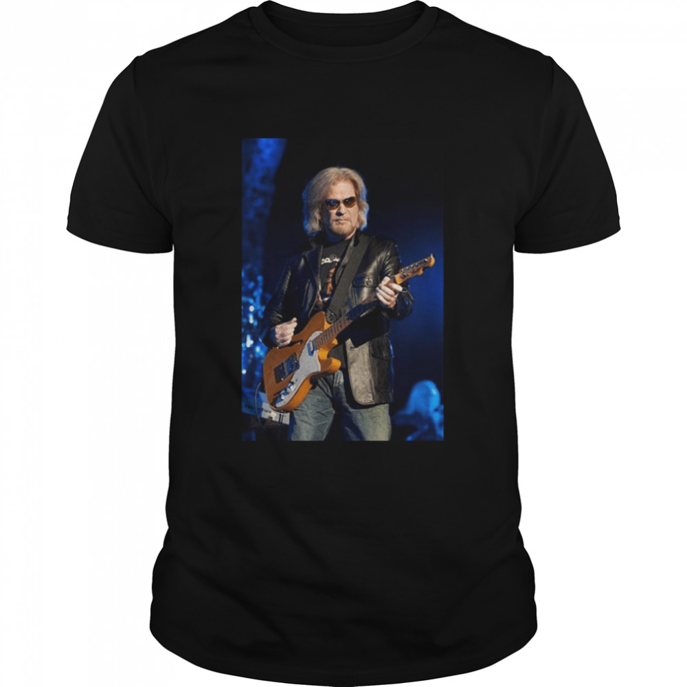 Middle of the Road Daryl Hall – Men’s Soft & Comfortable T-Shirt