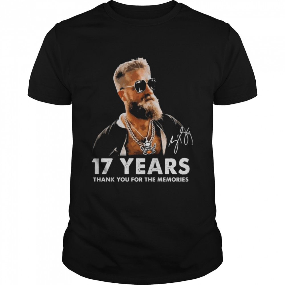 Ryan Fitzpatrick 17 years thank you for the memories signature shirt