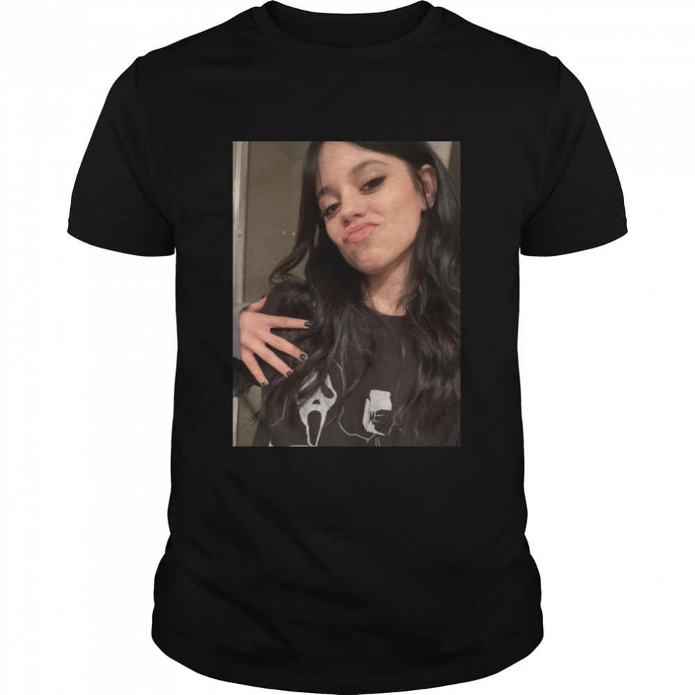 Jenna Ortega shirt