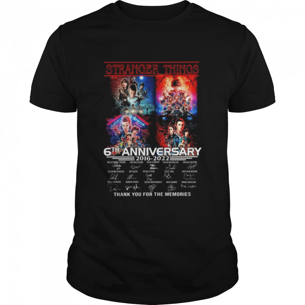 Stranger Things 6th anniversary 2016-2022 Finn Wolfhard Noah Schnapp signatures shirt