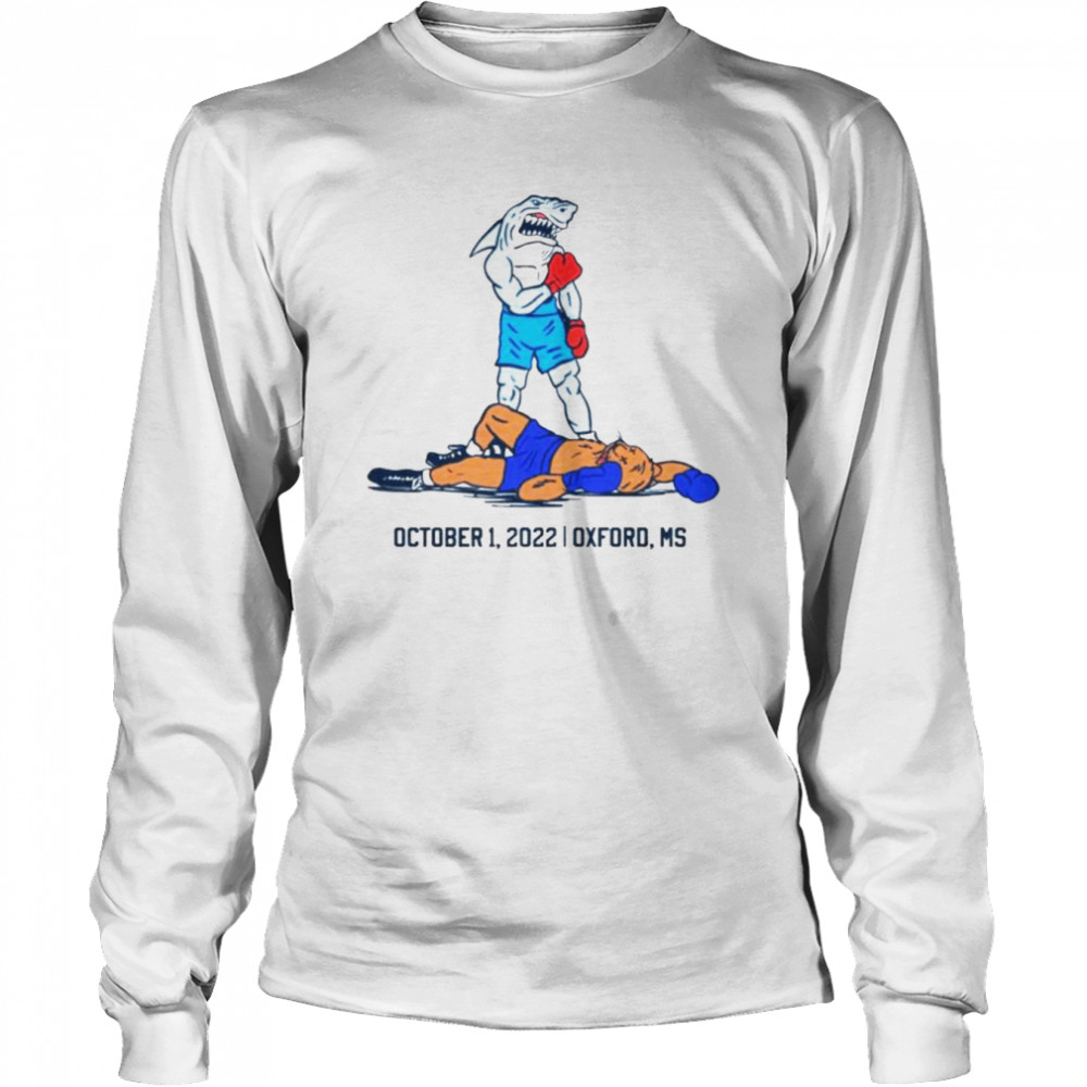 Ole Miss Vs. Kentucky Football knockout shirt Long Sleeved T-shirt