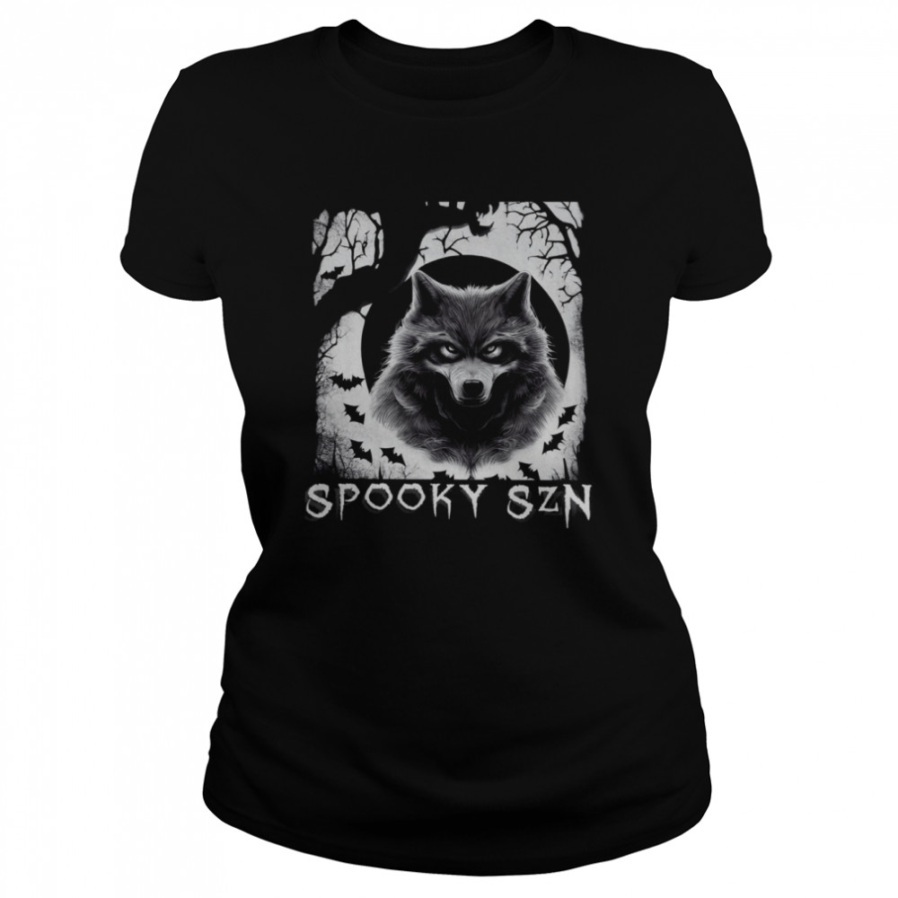 Werewolf  Spooky Bats Comfy Halloween shirt Classic Women's T-shirt