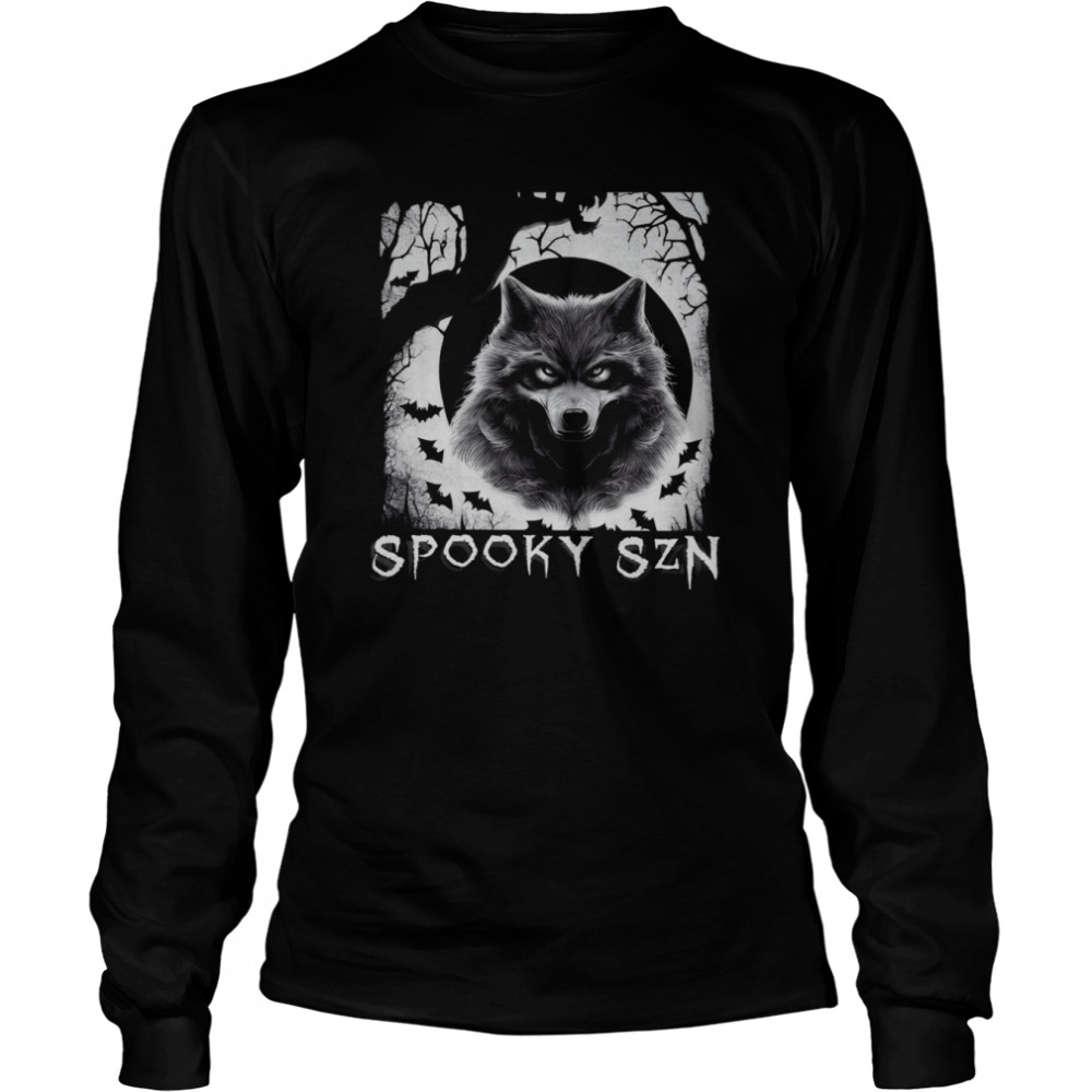 Werewolf  Spooky Bats Comfy Halloween shirt Long Sleeved T-shirt