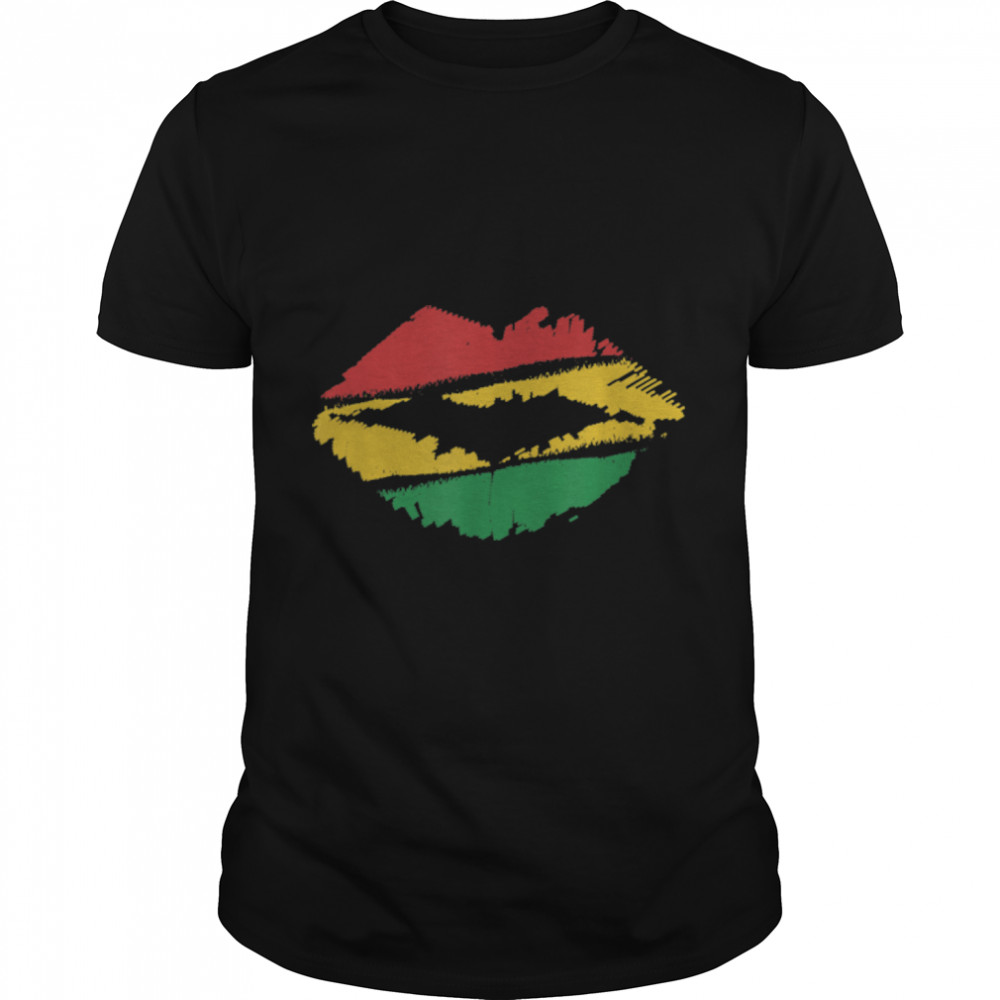 Reggae Music Jamaica Kissing Lips Flag Rastafari Rasta Girl T-Shirt B0BMLTSQHX