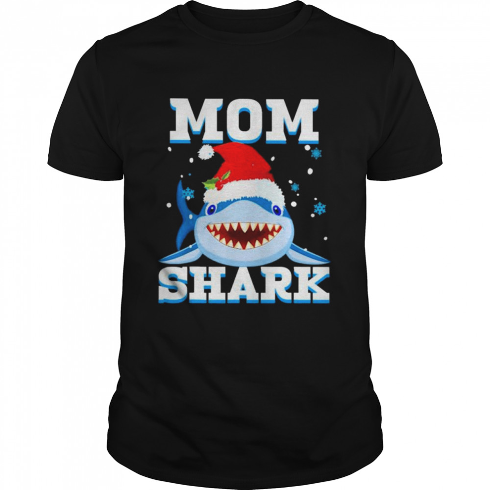 Mom Shark Santa Hat Merry Christmas shirt