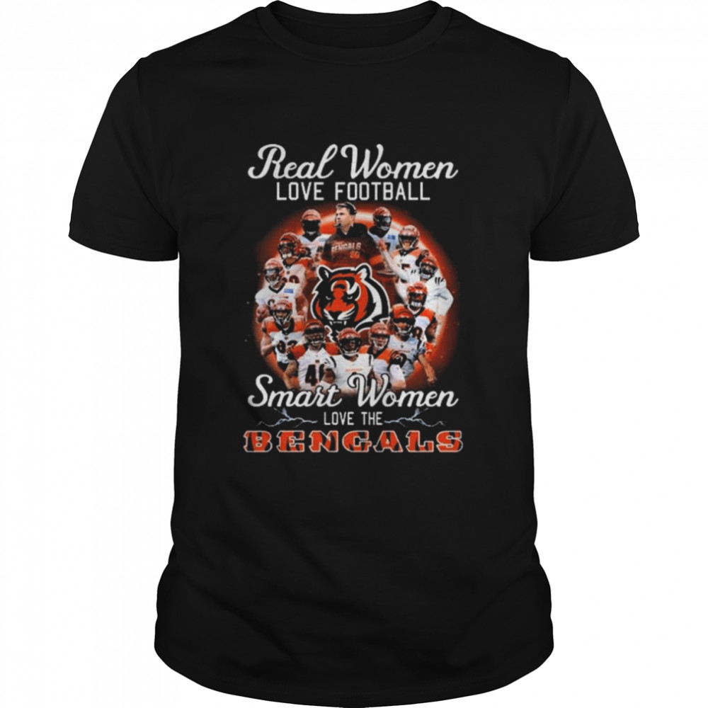 Real women love baseball smart women love the Cincinnati Bengals signatures 2022 shirt