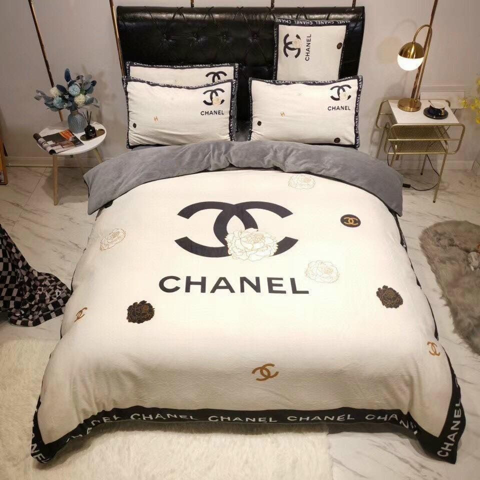 Italian Luxury Brand Logo Custom #4 3D Customized Bedding Sets Duvet Cover Bedlinen Bed set